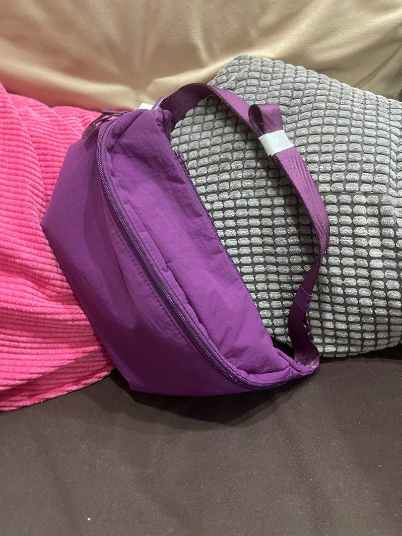 Uniqlo nylon body bag (purple), Women's Fashion, Bags & Wallets, Cross