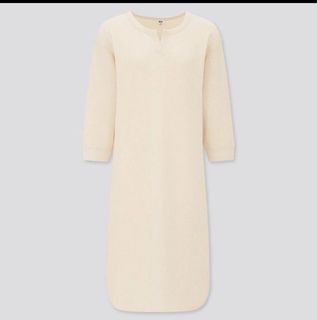 Uniqlo Waffle V Crew Neck