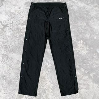 VINTAGE NIKE COURT TRACK PANTS - F06, Men's Fashion, Bottoms, Joggers on  Carousell