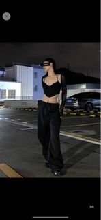 (Category: ) located in . Submitted by cocoswardrobe (Listing ID 1230949267, Image 1). Description: .