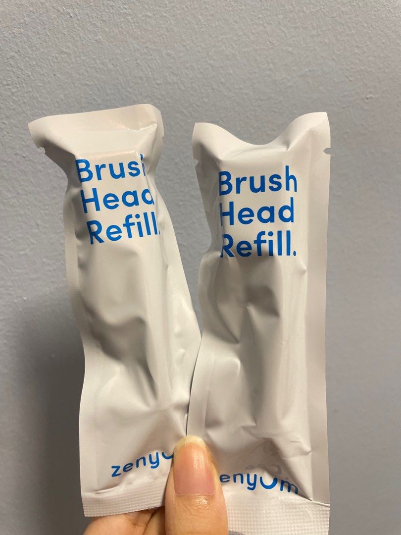 Zenyum brush head, Beauty & Personal Care, Oral Care on Carousell