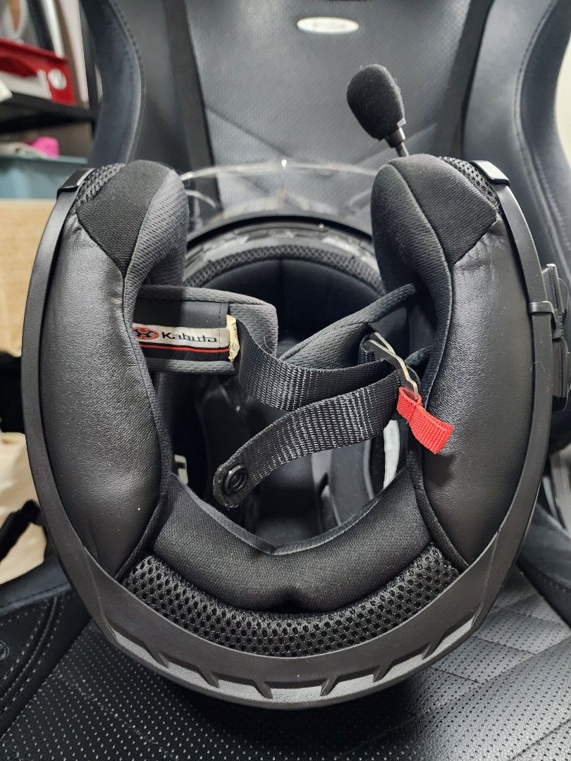 [6 mths old] Kabuto Exceed V helmet with Sena 3S+ comms , Motorcycles