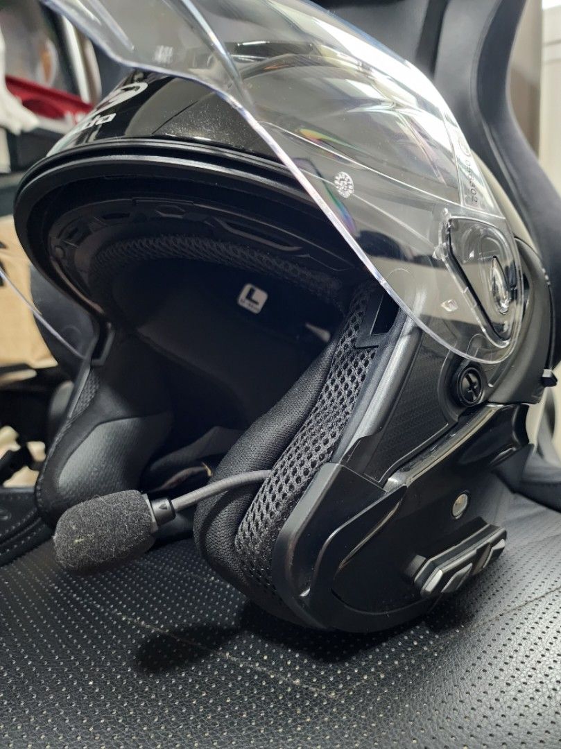 [6 mths old] Kabuto Exceed V helmet with Sena 3S+ comms , Motorcycles