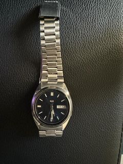 80% new / 100 work Seiko watch / classic style with calendar display64219294125441110