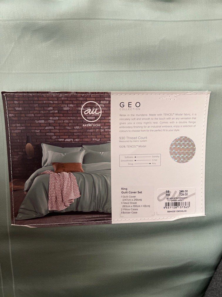 Akemi Uchi Tencel Bedsheet GEO COLLECTION (Category: Bedding & Towels) located in Singapore. Submitted by nazneeen (Listing ID 1235123848, Image 1). Description: King size, selling because i use a queen size bed. 930 Thread Count 1 Quilt Cover 1 Fitted Sheet 2 Pillow Case 1 Bolster Case Negotiable BUT no lowballing. If you want it cheap, Giant has many options..