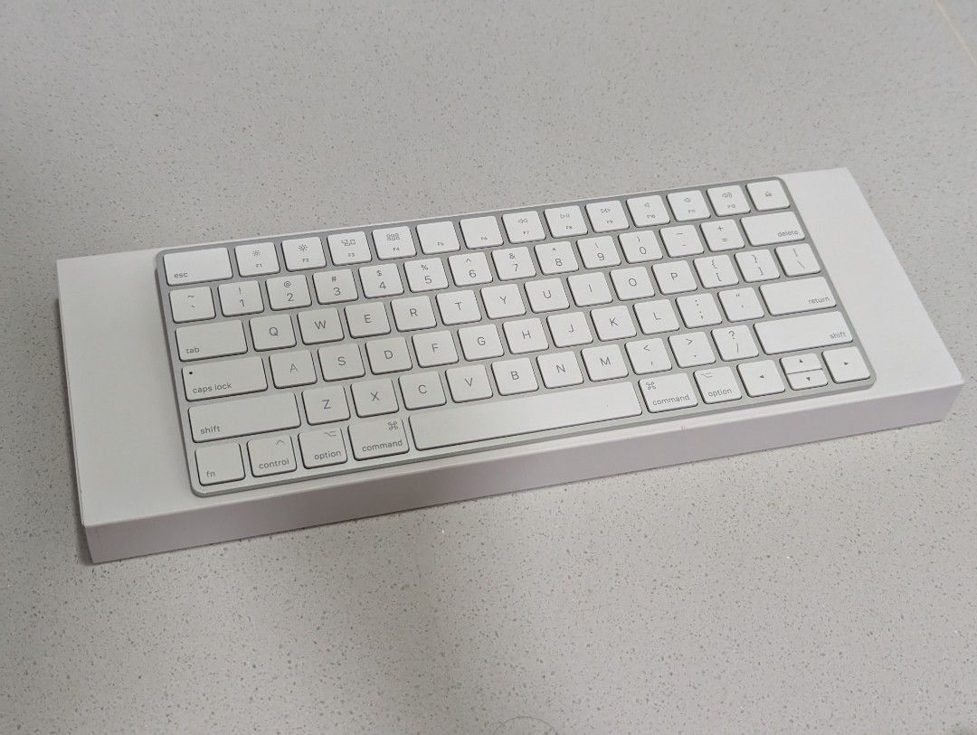 Apple Magic Keyboard 2, Computers & Tech, Parts & Accessories, Computer