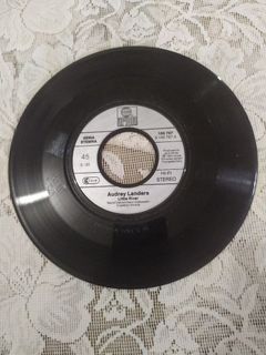 Audrey Landers - Little River (7" single) VINYL PLAKA
