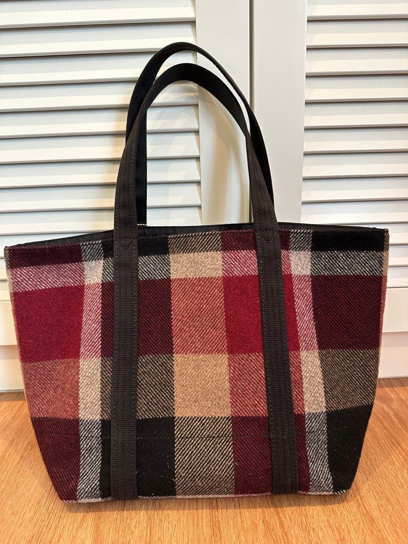 Blue label tote store bag