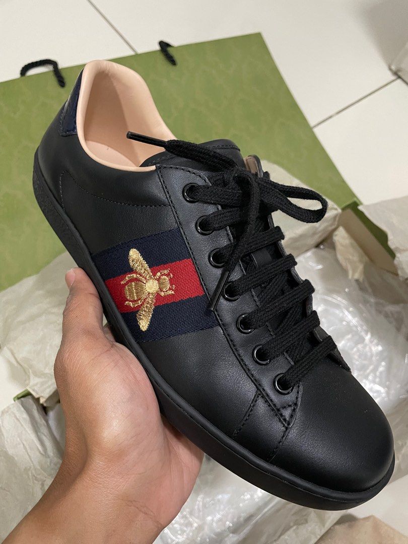 AUTHENTIC Men Gucci Black Leather Ace Embroidered