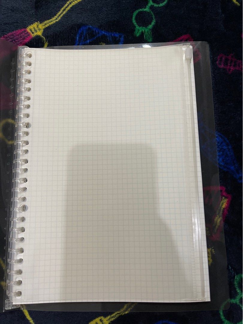 B5 26 Holes Binder Notebook with Refill, Hobbies & Toys, Stationary &  Craft, Stationery & School Supplies on Carousell