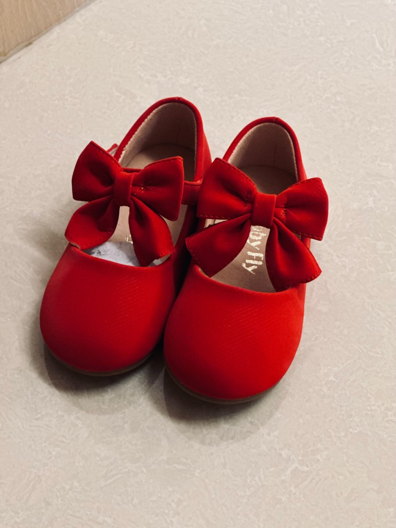 Newborn top red shoes