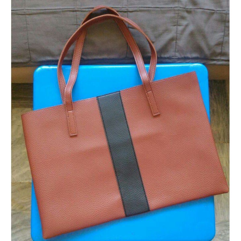 Vince camuto vegan new arrivals leather tote