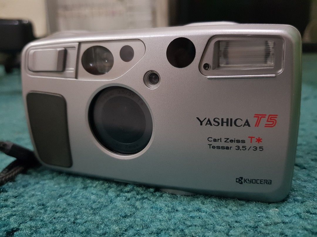 Camera analog Yashica T5 on Carousell