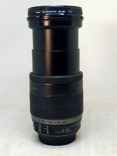 canon efs 18-200mm is lens