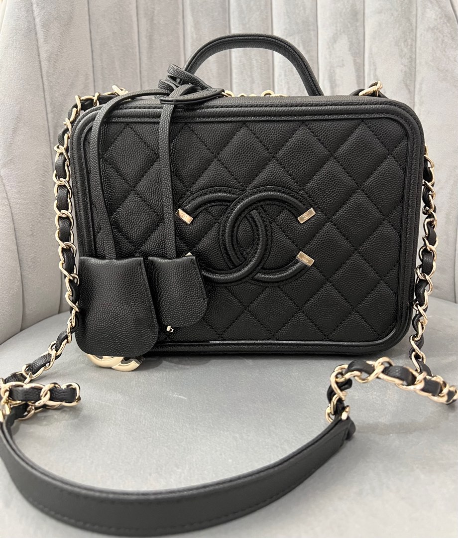 Chanel vanity on sale case 21cm