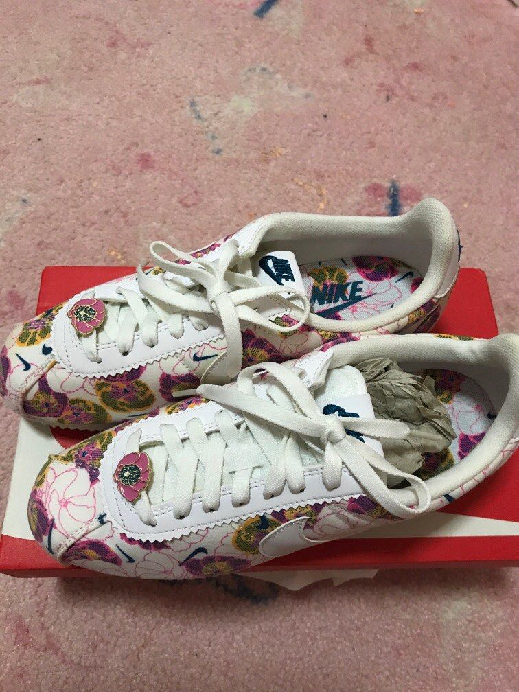 Nike classic deals cortez lx