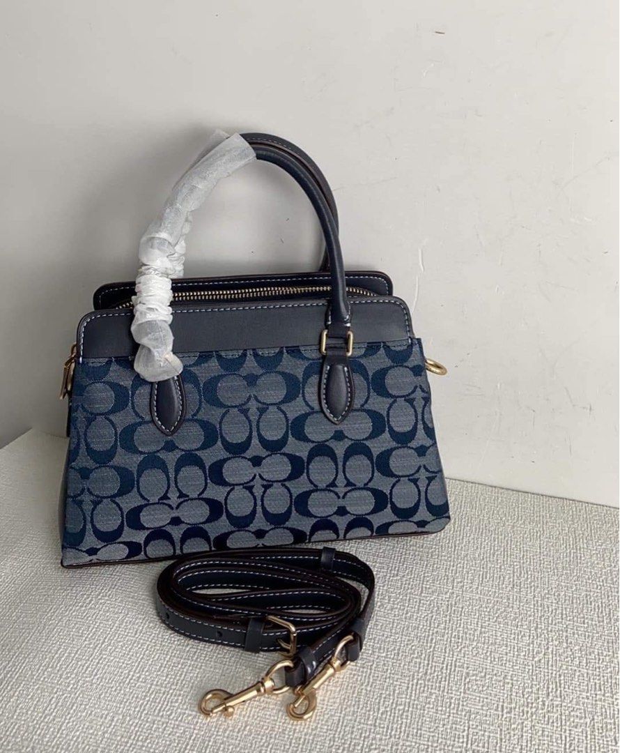 Coach Mini Darcie in Signature Chambray (Category: Luxury Bags & Wallets) located in Rizal. Submitted by LuxbyMarifrance (Listing ID 1235005626, Image 3). Description: 🏷️ 3,000 only + SF 💼 Coach Mini Darcie Carryall In Signature Chambray 📏 10 1/4” (L) x 6 3/4” (H) x 4 1/4” (W) 📌 with dust bag and paper bag ✨All trademarks, logos and brand names are reserved and property of the original brand owners. #coachph #authenticqualitybagsph #authentic