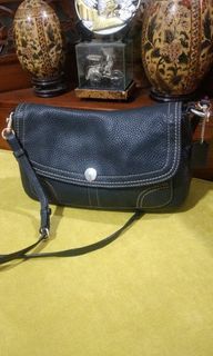 Coach sling preloved