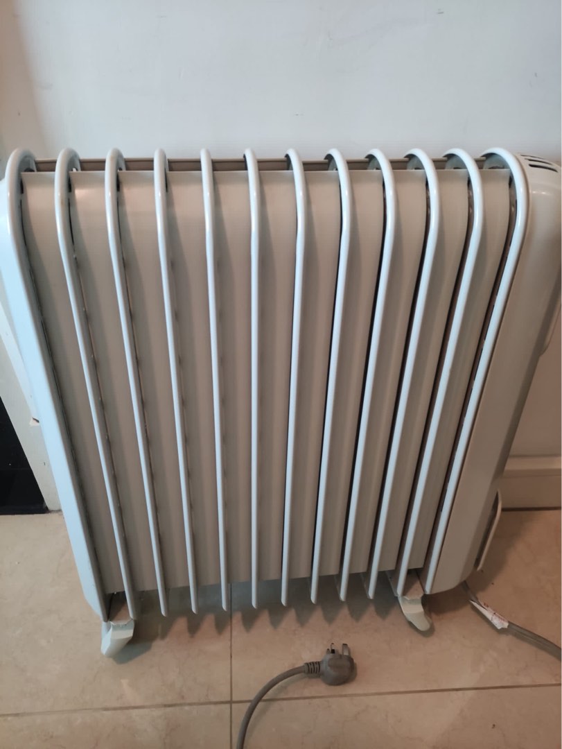 Delonghi Vento oil heater / radiator, 家庭電器, 冷氣機及暖風機 Carousell