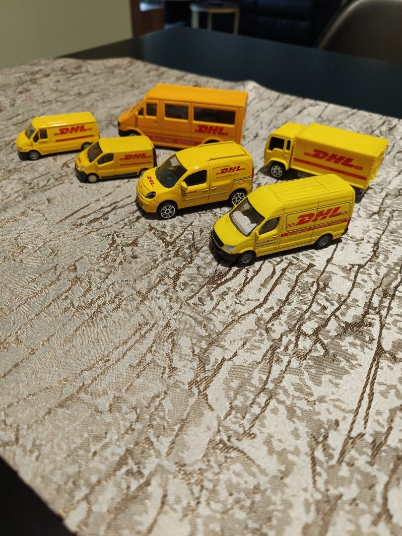 Dhl diecast top