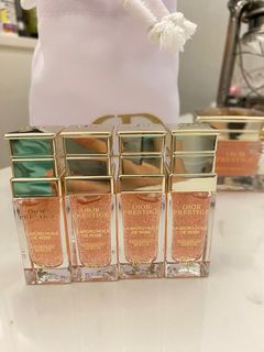 （分類：）位於 。 由 angellllll210 提交（商品編號 1235091670，圖片 1）。簡介： 。