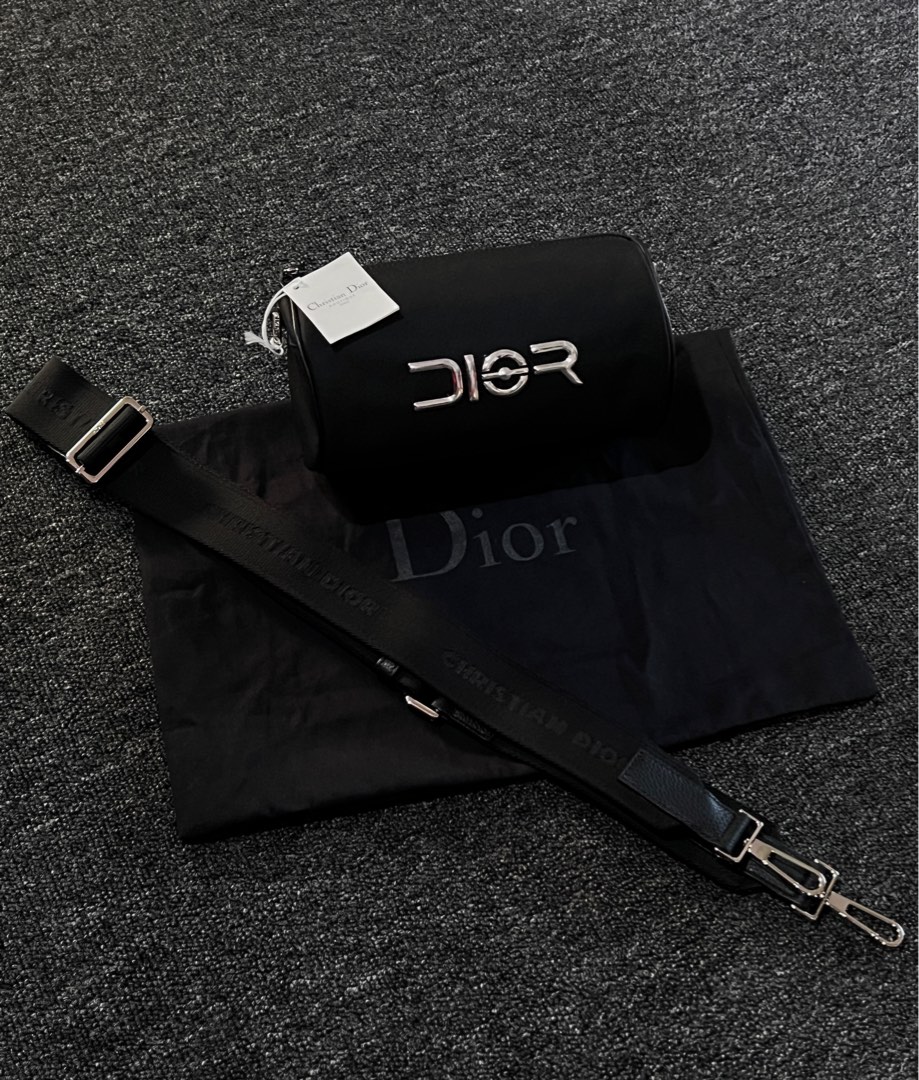 dior x sorayama card holder