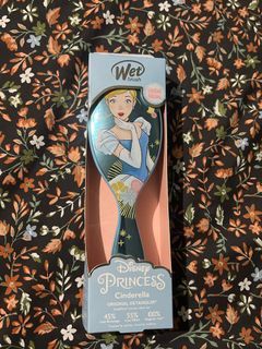 Disney Princess Cinderella Wet Brush Original Detangler