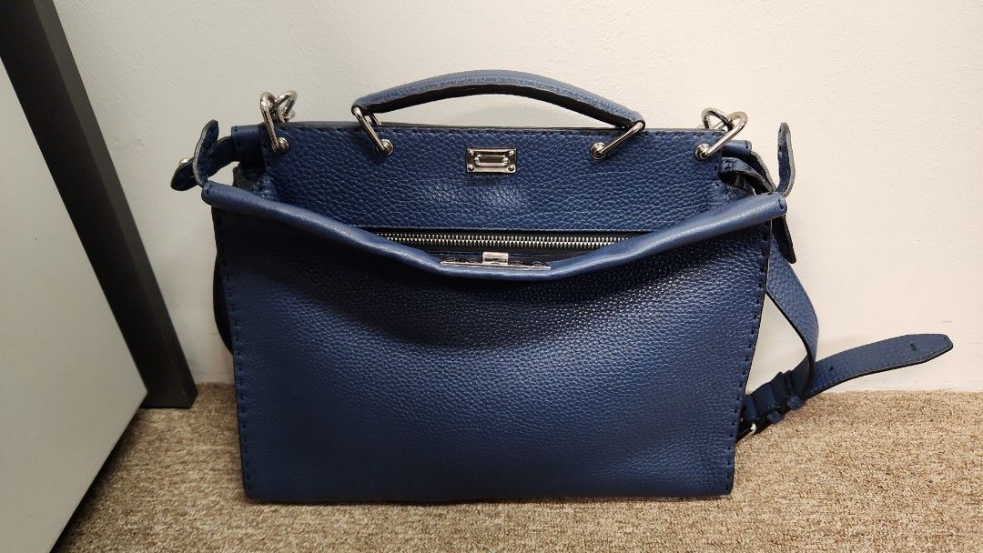 Fendi best sale peekaboo fit