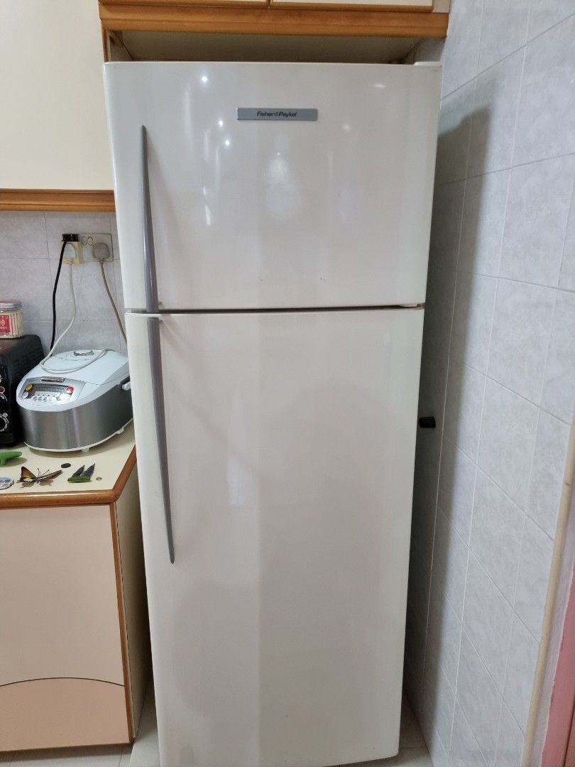Fisher & Paykel Fridge pick up 19Jul, TV & Home Appliances, Kitchen
