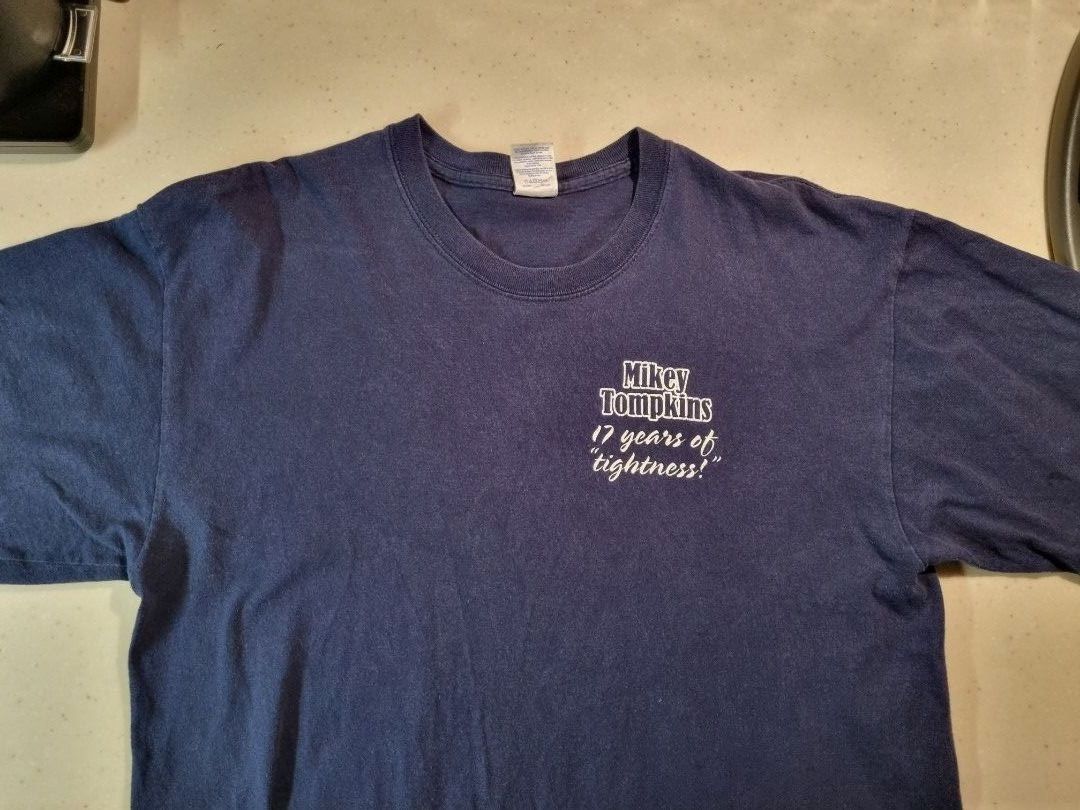 Gildan Vintage Ultra Cotton (Category: Tshirts & Polo Shirts ) located in San Fernando. Submitted by hapinuyir (Listing ID 1234502582, Image 1). Description: Gildan Ultra Cotton Mikey Tompkins Recently bought but the shirt was too big for my liking (dimes in pics) 9+/10 condition with no issues.