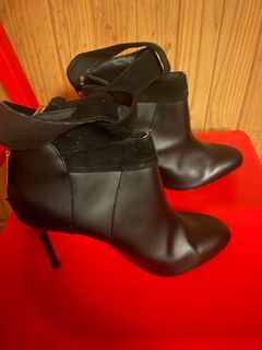 Ginger & Smart ankle boots