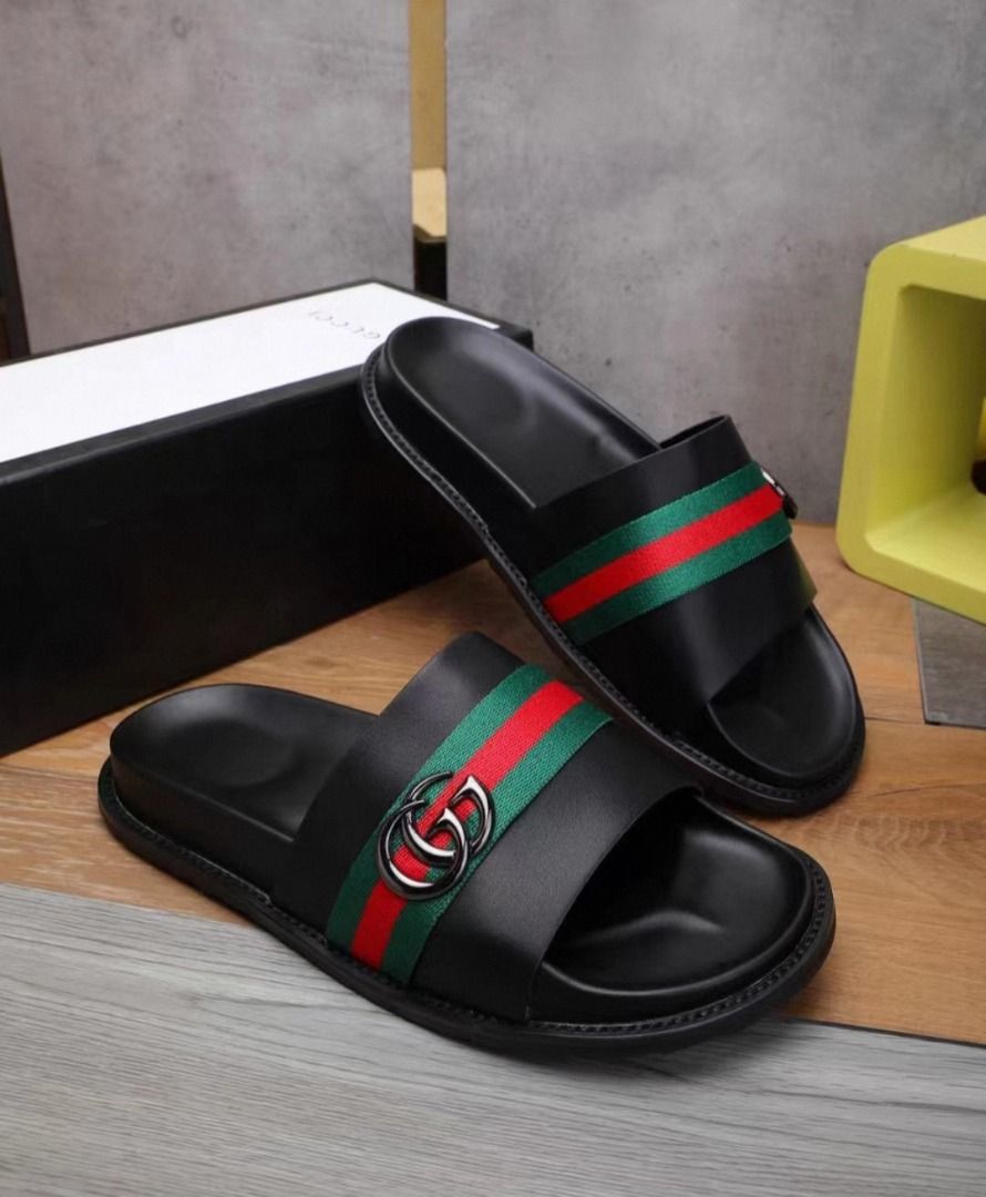 GUCCI Men s Slippers 42 size Men s Fashion Footwear Flipflops