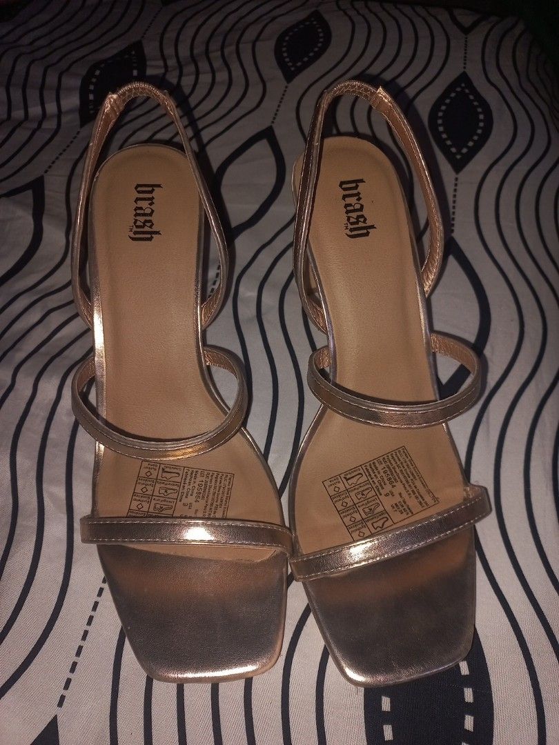Rose gold hot sale heels payless
