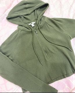 h&m green top zipper hooded crop y2k aesthetic pinterest