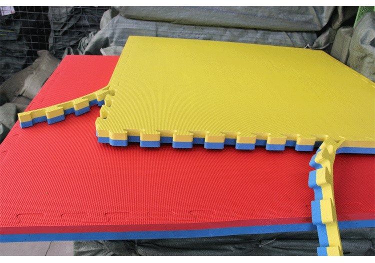 INTERLOCKING MAT, Sports Equipment, Exercise & Fitness, Exercise Mats