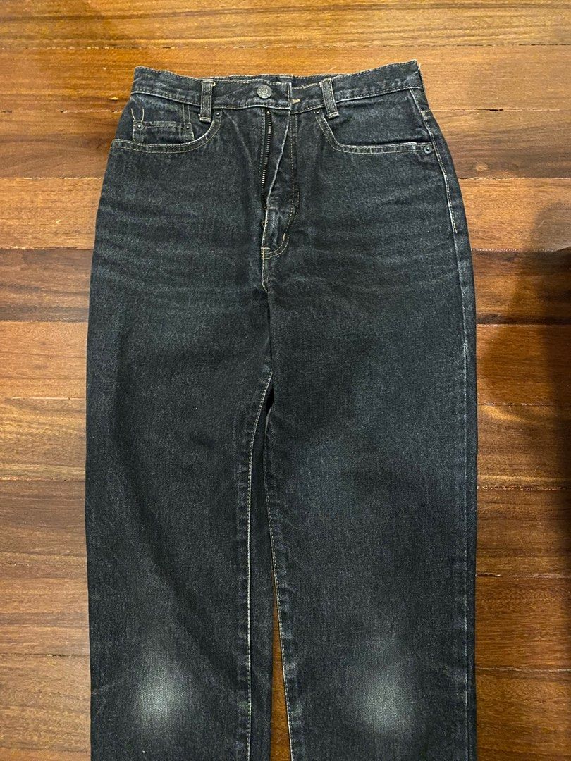 Stonewashed denim jeans in black