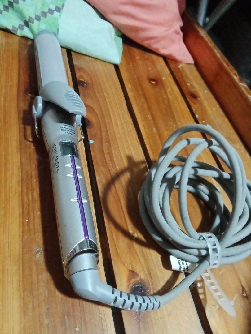 John frieda outlet curling iron