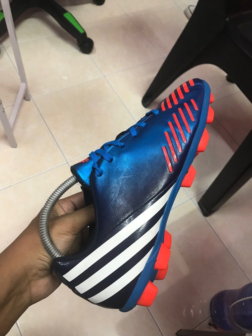 KASUT BOLA ADIDAS PREDATOR Sports Equipment Sports Games