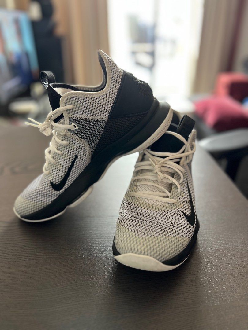 Lebron james shoes oreo store