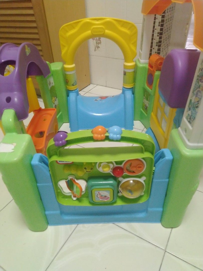 Little Tikes play pen