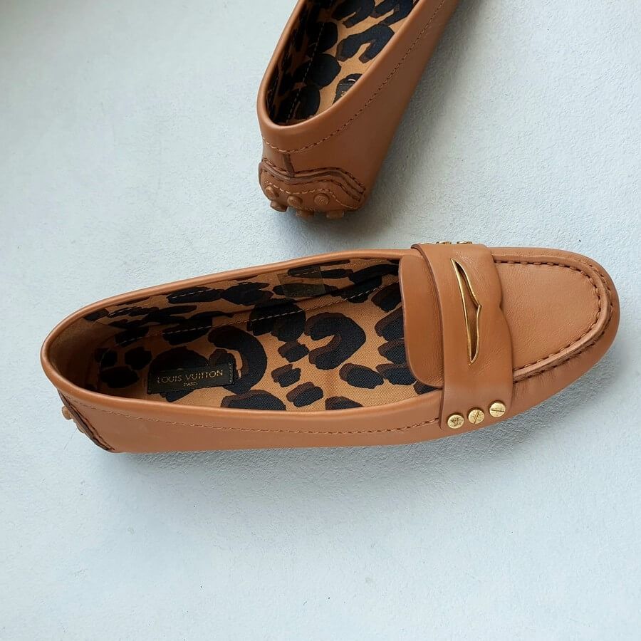 Louis Vuitton Shoes, Women's Fashion, Footwear, Loafers on Carousell