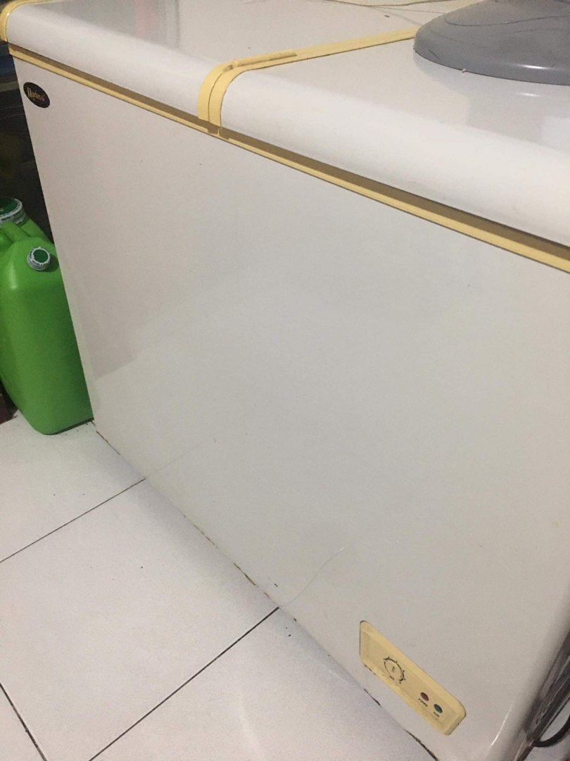 MARKES CHEST FREEZER/ CHILLER on Carousell