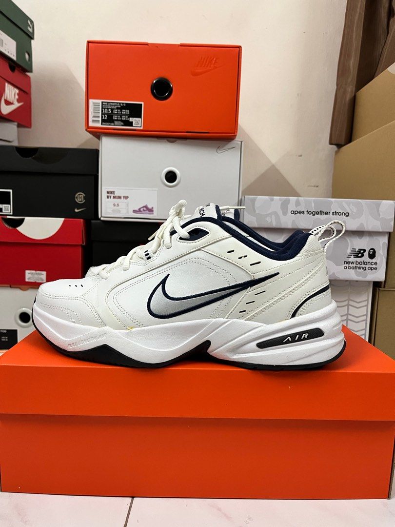 Nike air monarch discount 22