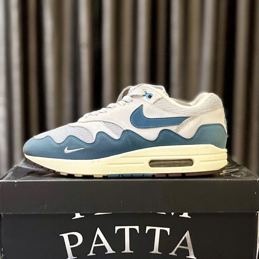patta nike aqua