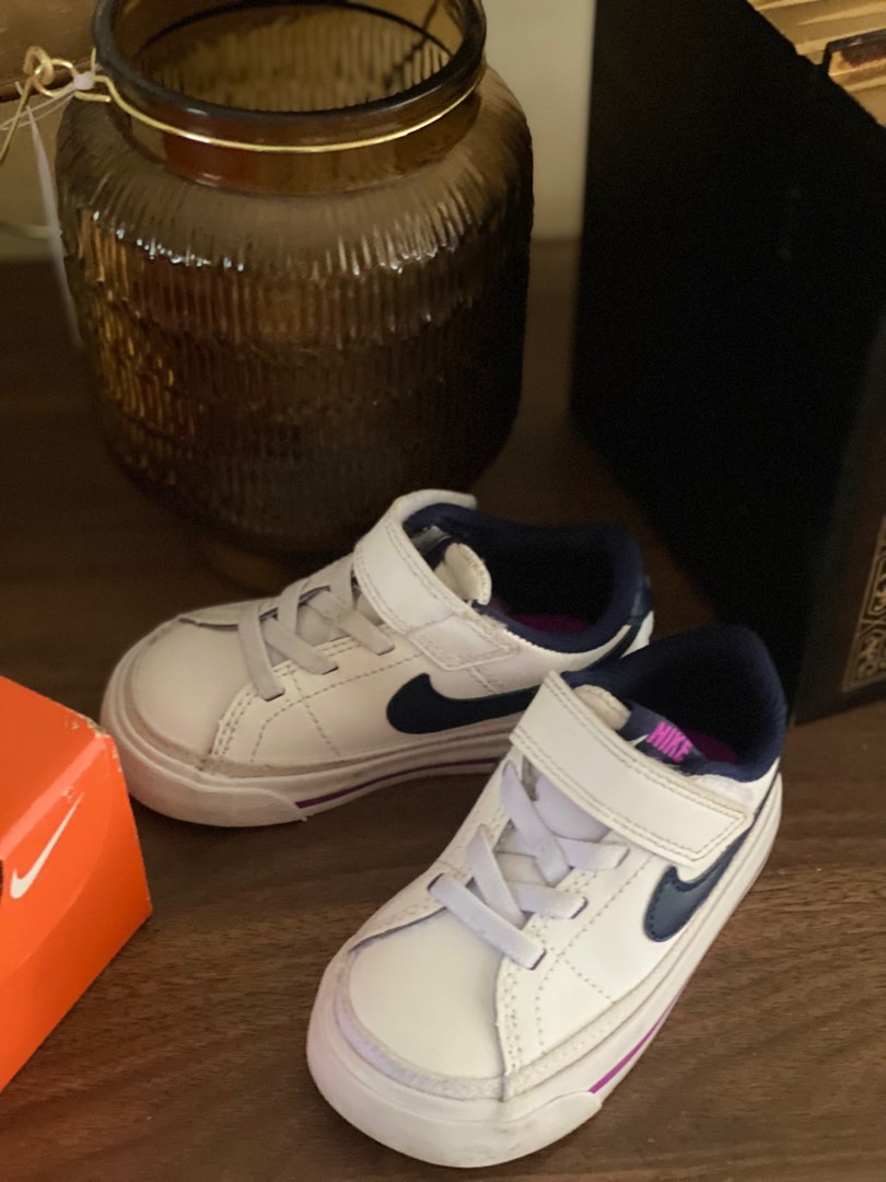 buy nike kids shoes