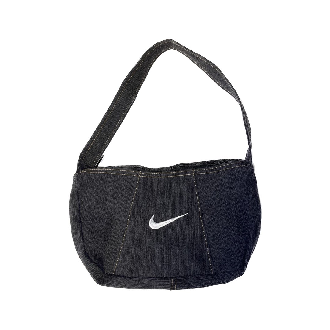 Nike remake shoulder bag, 女裝, 手袋及銀包, 單肩包 Carousell