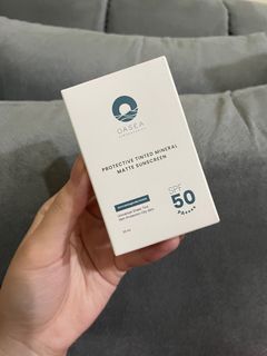 Oasea Tinted Mineral Matte Sunscreen