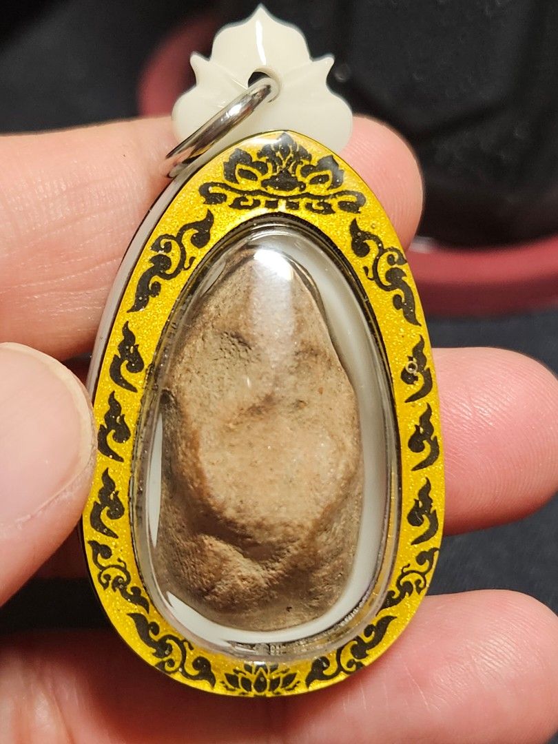 Old Thai Amulet Everything Else On Carousell old-thai-amulet-everything-else-on-carousell