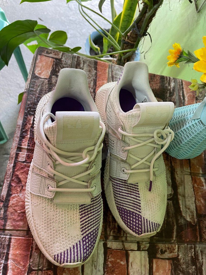 Adidas originals women's deals prophere running shoe