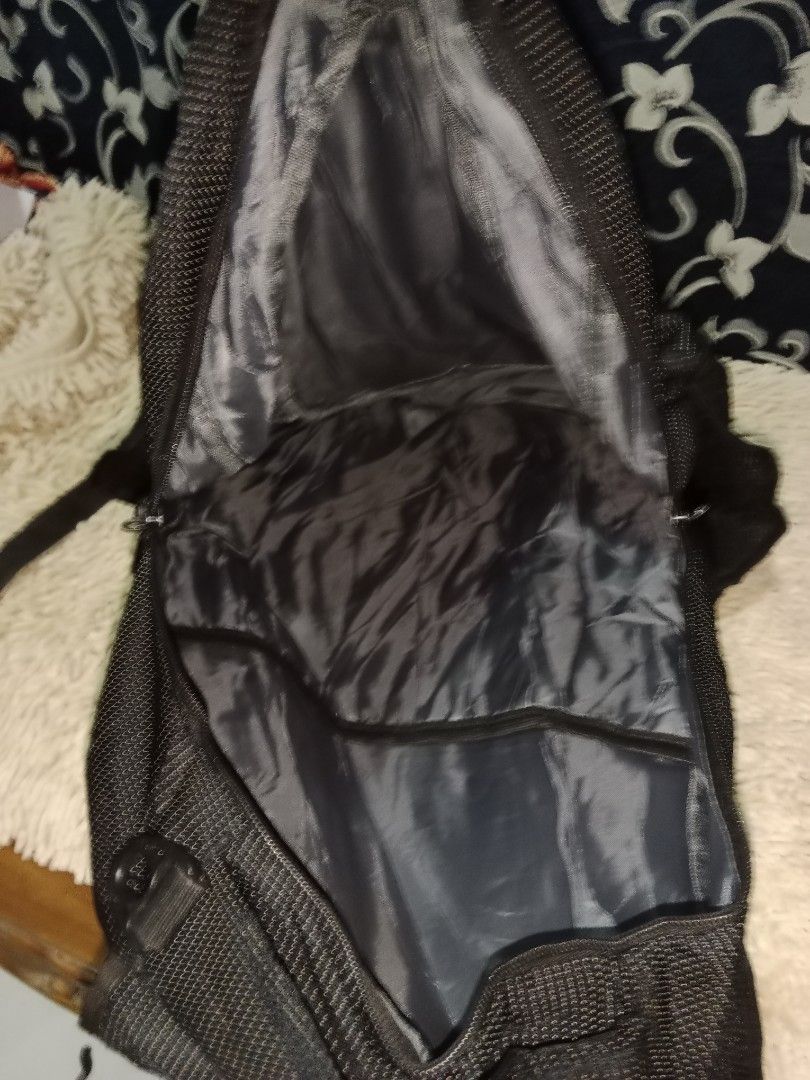 Original WENGER Heavy duty Backpack/laptop backpack, Men's Fashion